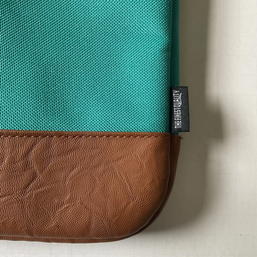 Herschel Supply Co. Heritage Sleeve for 15” Laptop
